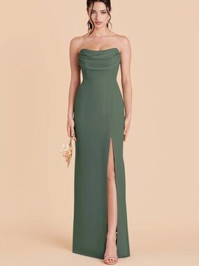 Elegant Strapless Olive Green Evening Dress with Thigh Slit